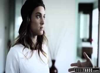 सानो किशोर स्लट सुन्दर जवान बिल्ली परिचय